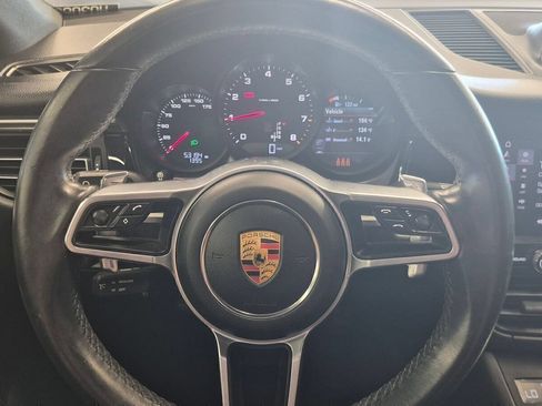 Certified 2021 Porsche Macan AWD/4WD image 15