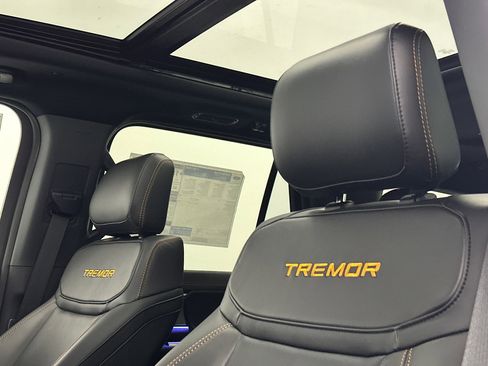 New 2025 Ford Expedition Tremor image 13