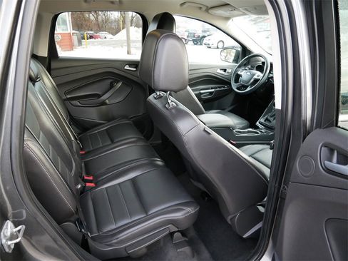 Used 2016 Ford Escape Titanium image 9