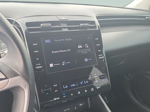 Certified 2023 Hyundai Tucson SEL w/ Convenience Package FWD image 19