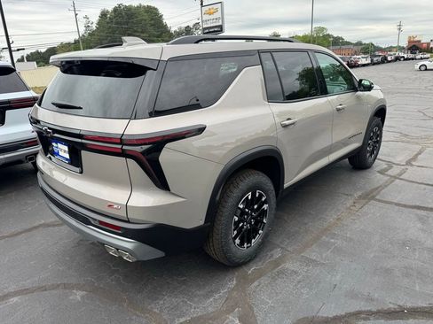 New 2026 Chevrolet Traverse Z71 w/ Enhanced Driving Package AWD/4WD image 7