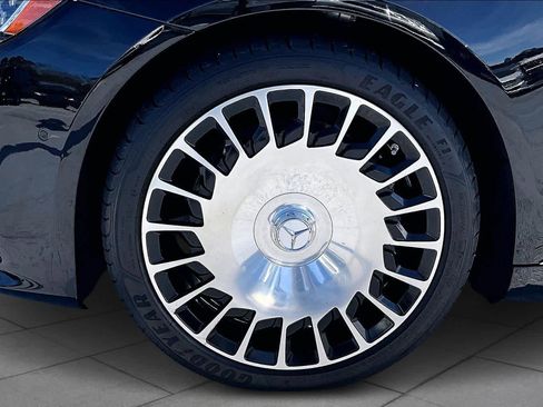 Used 2020 Mercedes-Benz Maybach S 650 image 10