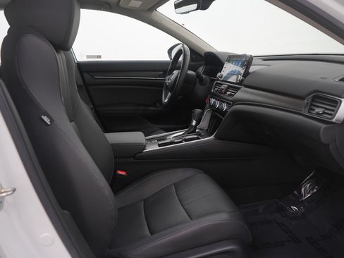 Used 2020 Honda Accord EX-L image 10