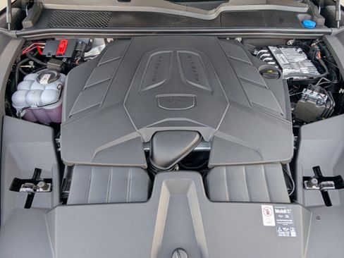 New 2026 Porsche Cayenne image 26