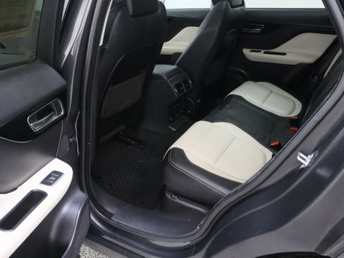 Used 2018 Jaguar F-PACE R-Sport AWD/4WD image 28