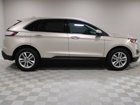 Used 2017 Ford Edge SEL FWD image 12