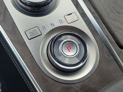 Used 2024 Genesis GV80 2.5T w/ Prestige Package image 15