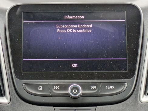 Used 2022 Chevrolet Malibu LT image 28