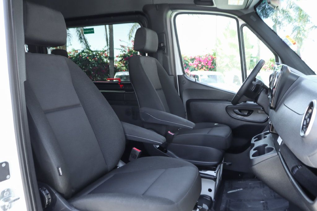 Used 2026 Mercedes-Benz Sprinter 2500 image 38