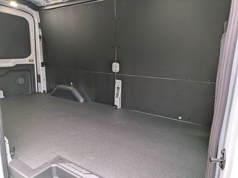 New 2026 Ford Transit 250 148 Medium Roof w/ Load Area Protection Package image 30