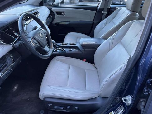 Used 2014 Toyota Avalon Limited image 11