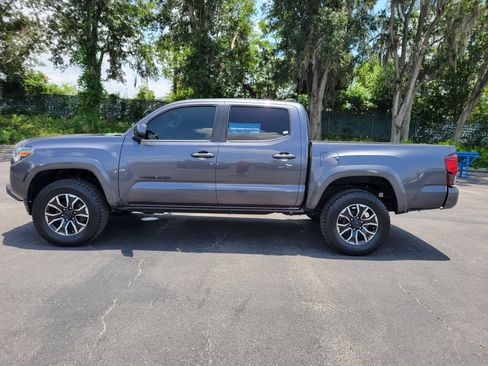 Used 2023 Toyota Tacoma SR5 RWD image 13