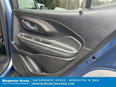 Used 2024 GMC Terrain SLE image 34