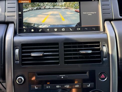 Used 2018 Land Rover Discovery Sport HSE Luxury AWD/4WD image 48