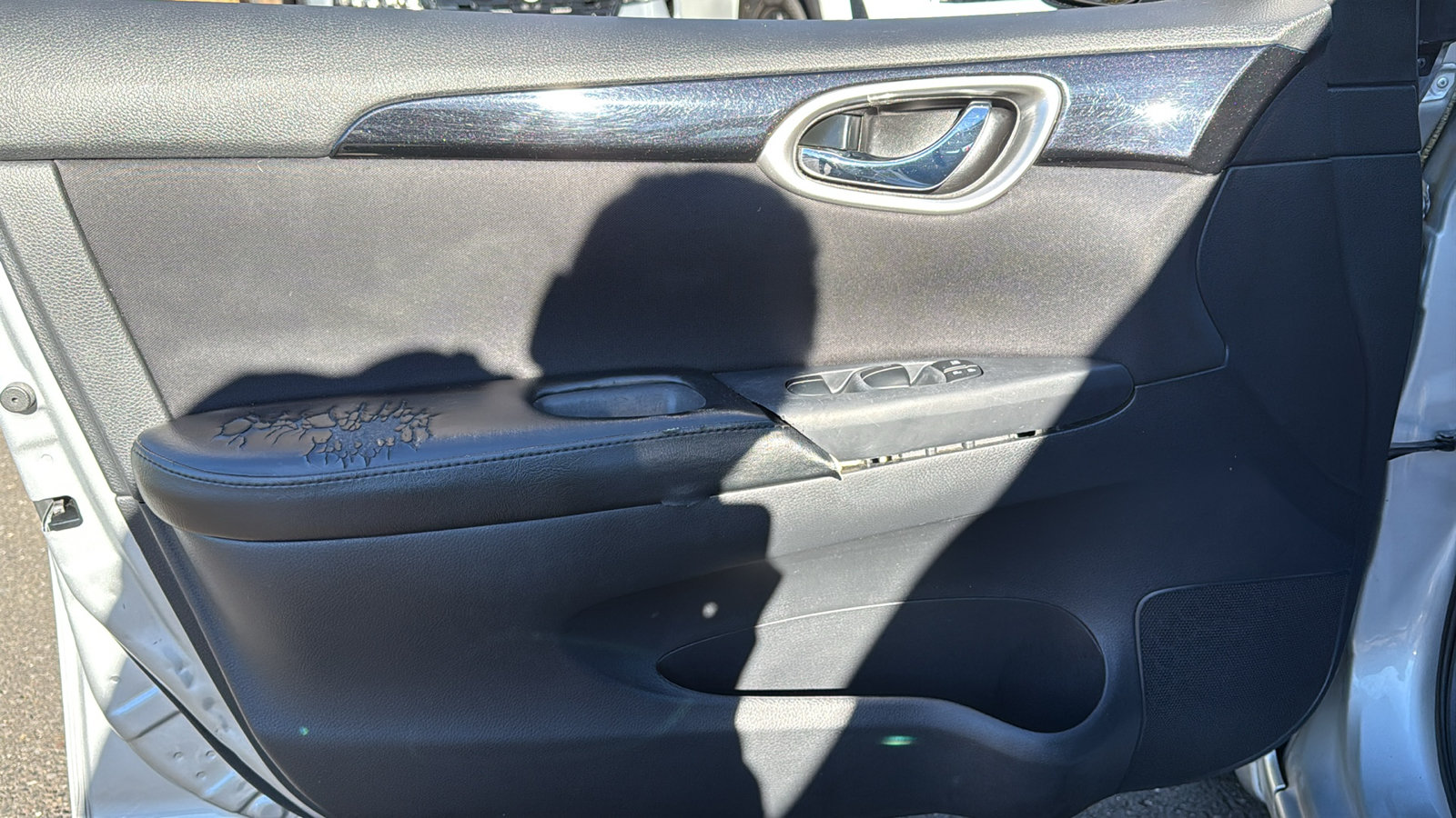 Used 2017 Nissan Sentra SV FWD image 6