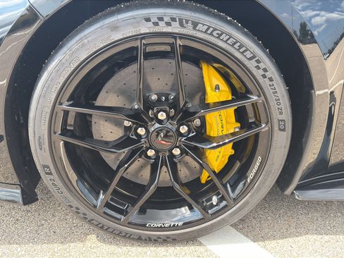 New 2027 Chevrolet Corvette Z06 w/ Z07 Performance Package RWD image 15