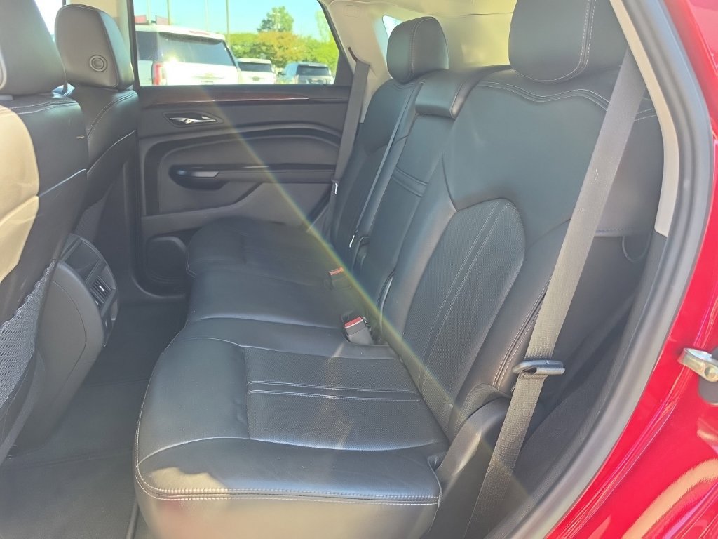 Used 2014 Cadillac SRX Luxury w/ Driver Awareness Package FWD image 5