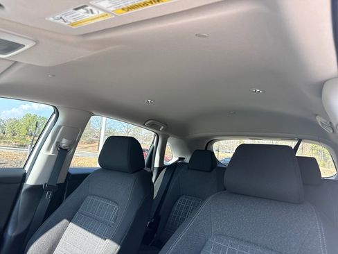 Certified 2025 Honda HR-V LX image 24