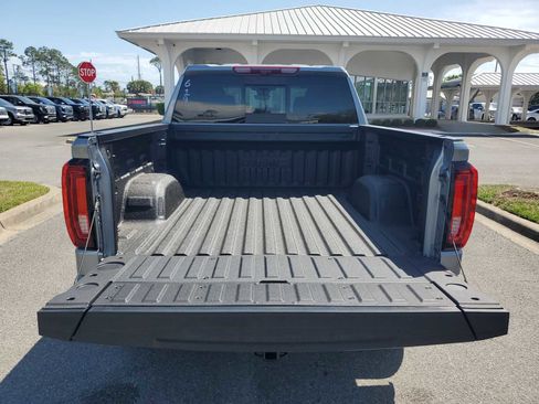 New 2026 GMC Sierra 1500 AT4 AWD/4WD image 5