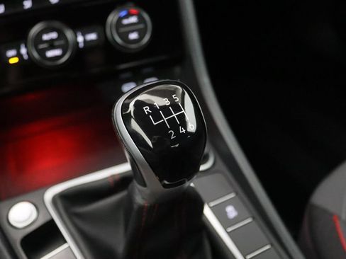 Used 2024 Volkswagen Jetta GLI 40th Anniversary Edition FWD image 25