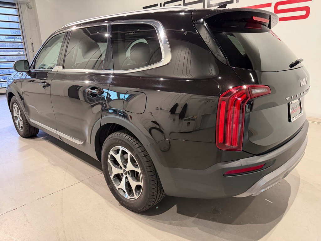 Used 2022 Kia Telluride EX FWD image 7