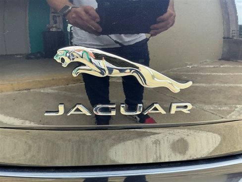 Used 2014 Jaguar XJ AWD image 21