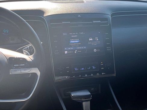 Used 2022 Hyundai Santa Cruz SEL Premium AWD/4WD image 6