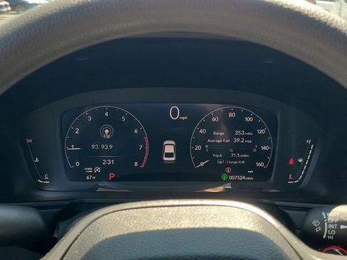 Used 2025 Honda Accord SE image 30