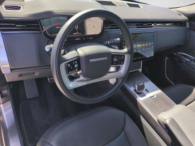 Used 2024 Land Rover Range Rover SE AWD/4WD image 10