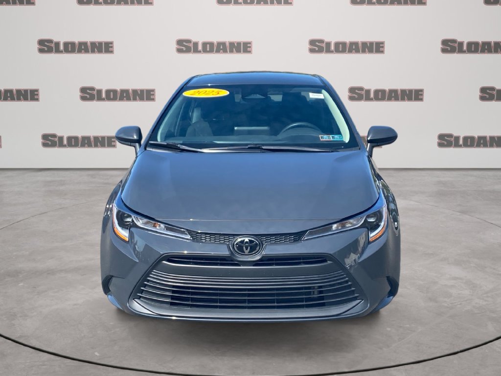 Used 2025 Toyota Corolla LE w/ LE Premium Package FWD image 8