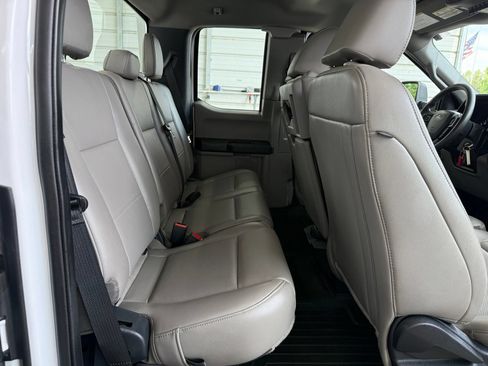 Used 2022 Ford F350 XL w/ Power Equipment Group AWD/4WD image 17