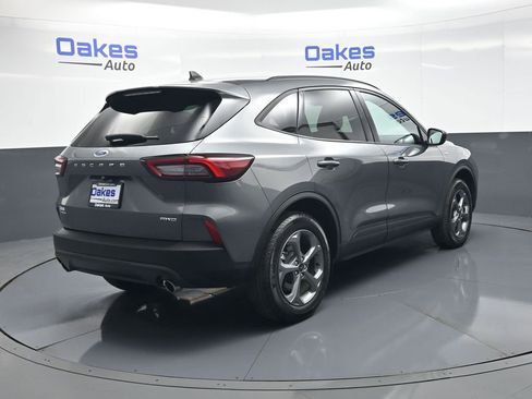 Used 2025 Ford Escape ST-Line AWD/4WD image 8
