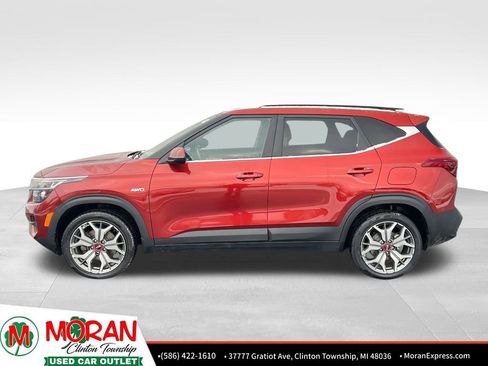 Used 2021 Kia Seltos S image 2