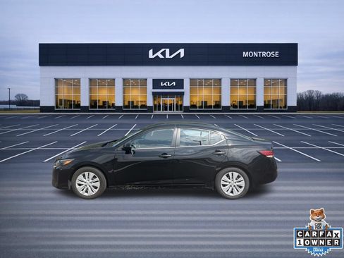 Used 2025 Nissan Sentra S FWD image 9