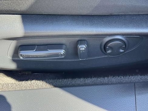 Certified 2023 Honda Accord EX image 18