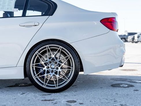 Used 2018 BMW M3 image 9