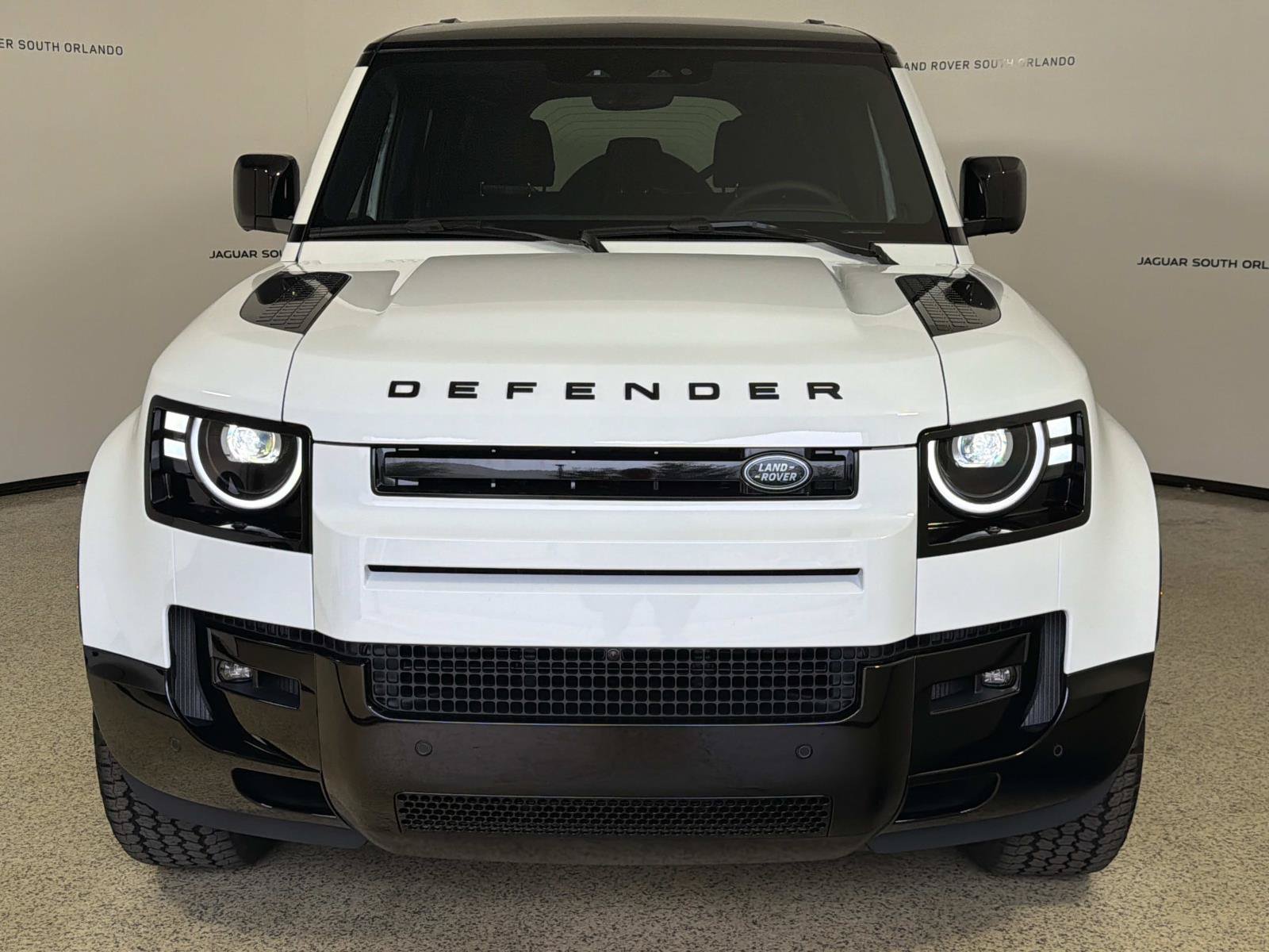 New 2026 Land Rover Defender 110 X-Dynamic SE AWD/4WD image 8