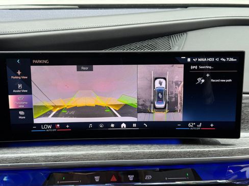 Used 2023 BMW 740i RWD image 30