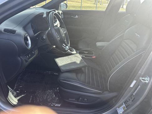 Used 2023 Kia Forte GT-Line w/ GT-Line Premium Package image 16