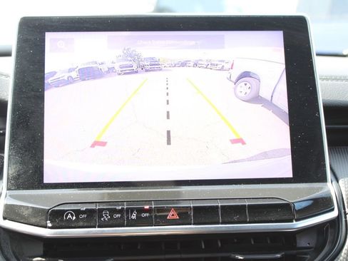 Used 2023 Jeep Compass Altitude image 18