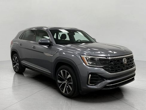 Used 2024 Volkswagen Atlas Cross Sport SEL Premium R-Line image 1