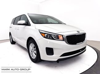 Used 2017 Kia Sedona LX FWD video 1