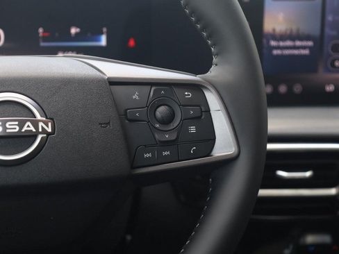 New 2026 Nissan Sentra SV w/ SV Convenience Package FWD image 9