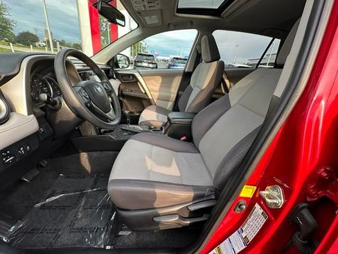 Used 2013 Toyota RAV4 XLE AWD/4WD image 26
