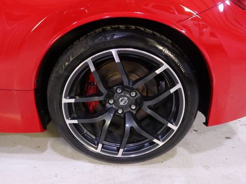 Used 2016 Nissan 370Z NISMO image 32
