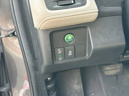 Used 2019 Honda HR-V EX image 11