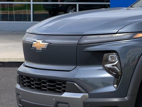 New 2026 Chevrolet Silverado EV LT image 39