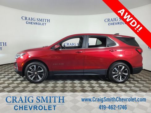 Used 2022 Chevrolet Equinox LT image 2