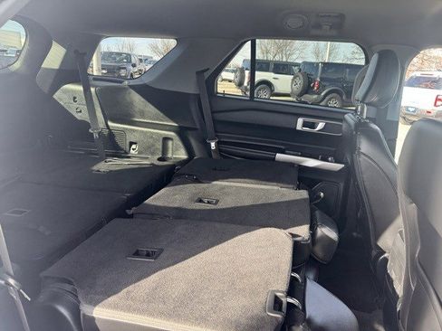 Certified 2023 Ford Explorer XLT w/ Equipment Group 202A image 32