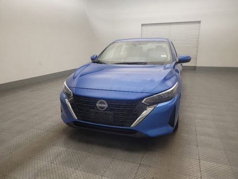 Used 2024 Nissan Sentra SV FWD image 15